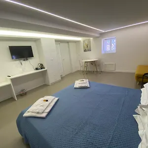 Bed & Breakfast Cutelli, Aeroporto di Catania Fontana Rossa